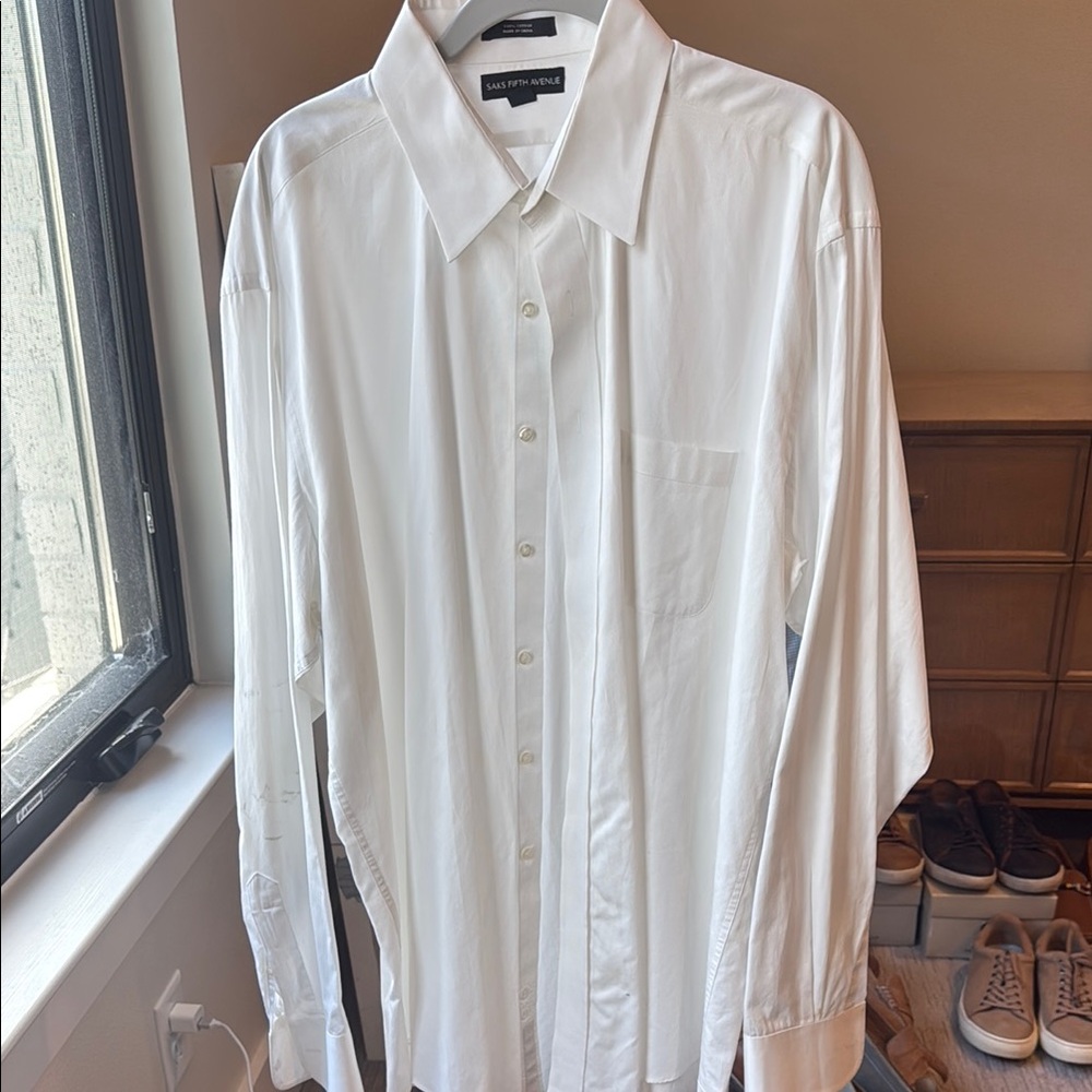 Saks Fifth Avenue White Dress Shirt Classic Long-Sleeve